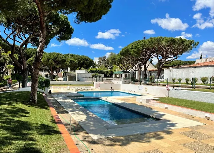 Acoteias 2 With Pool By Homing Albufeira